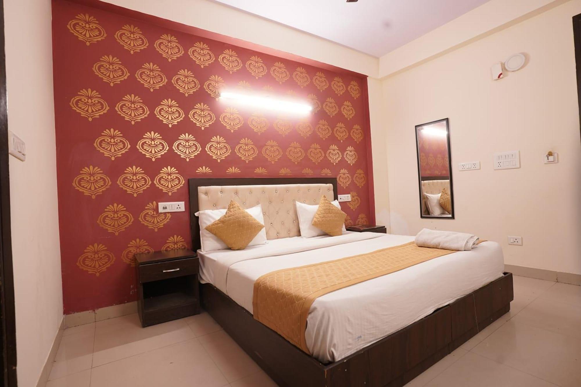 Hotel Tourist Palace New Delhi Exterior photo